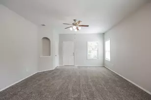 511 Topsail Way, Crosby, TX 77532 - Photo 3