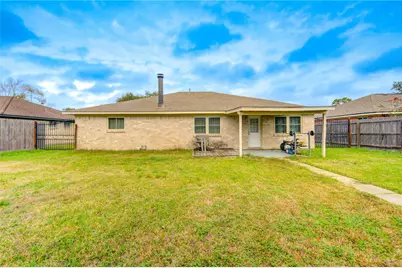 1403 Packsaddle Lane, Baytown, TX 77521 - Photo 19