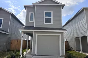 922 Pertuso Ln, Huffman, TX 77336 - Photo 1