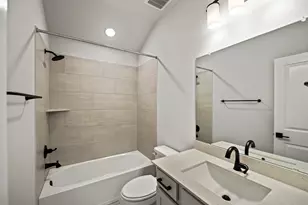 1335 Watermont Dr, Missouri City, TX 77459 - Photo 39