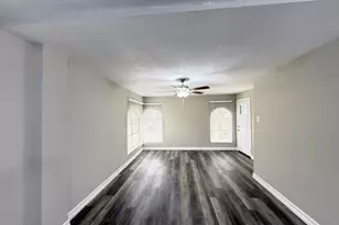 6431 Harcourt Dr, Houston, TX 77016 - Photo 3