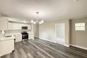 6431 Harcourt Dr, Houston, TX 77016 - Photo 7