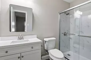 6431 Harcourt Dr, Houston, TX 77016 - Photo 19