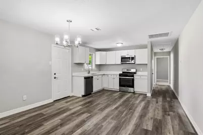 6431 Harcourt Drive, Houston, TX 77016 - Photo 7