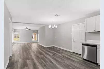 6431 Harcourt Drive, Houston, TX 77016 - Photo 9