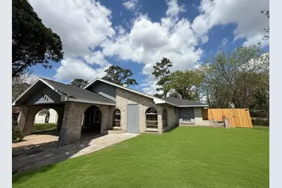 6431 Harcourt Drive, Houston, TX 77016 - Photo 1