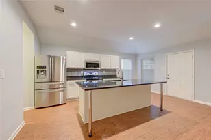503 W Linney St, Dayton, TX 77535 - Photo 23