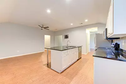503 W Linney Street, Dayton, TX 77535 - Photo 19