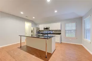 503 W Linney St, Dayton, TX 77535 - Photo 15