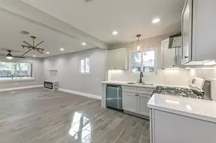 8925 Everglade Dr, Houston, TX 77078 - Photo 15