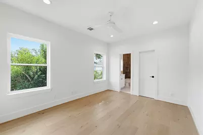 8553 Forum Drive, Houston, TX 77055 - Photo 19