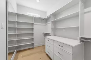8553 Forum Dr, Houston, TX 77055 - Photo 15