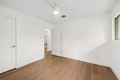 9522 Winsome Lane, Houston, TX 77063 - Photo 19