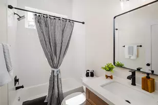 8903 Knl Br Dr, Houston, TX 77080 - Photo 19