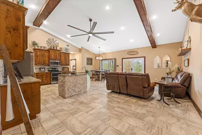 114 Fm 3179 Road, Huntsville, TX 77340 - Photo 9