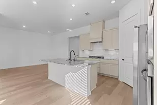 2326 Poseidon St, League City, TX 77573 - Photo 5