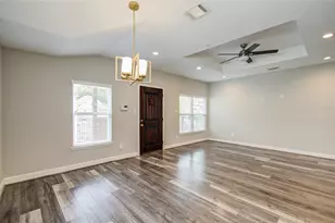 3060 Noble St, Houston, TX 77026 - Photo 11