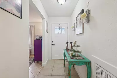 100 Montrose Circle, Conroe, TX 77301 - Photo 5