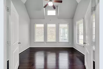 5615 Glenfield Spring Lane, Spring, TX 77389 - Photo 9