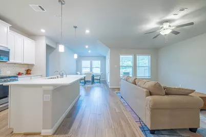 17705 Hanson Ridge Drive, Conroe, TX 77316 - Photo 7