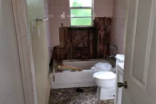 5510 Collingsworth St, Houston, TX 77026 - Photo 5