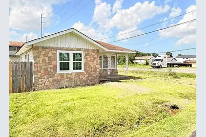 335 Delaware Street, Houston, TX 77029 - Photo 1
