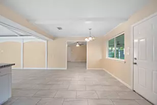 19218 Enchanted Oaks Dr, Spring, TX 77388 - Photo 9