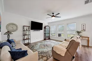 1115 Little Cypress Loop, Orange, TX 77632 - Photo 7