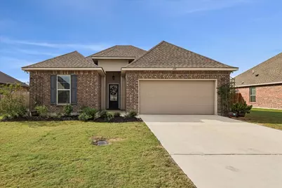 1115 Little Cypress Loop, Orange, TX 77632 - Photo 3