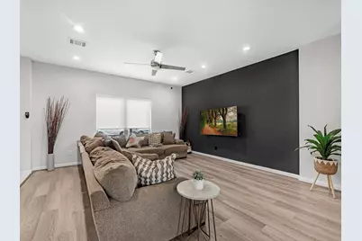 8407 James Franklin Street, Houston, TX 77088 - Photo 3