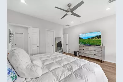 8407 James Franklin Street, Houston, TX 77088 - Photo 15