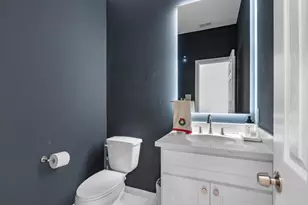 8407 James Franklin St, Houston, TX 77088 - Photo 17