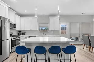 8407 James Franklin St, Houston, TX 77088 - Photo 7