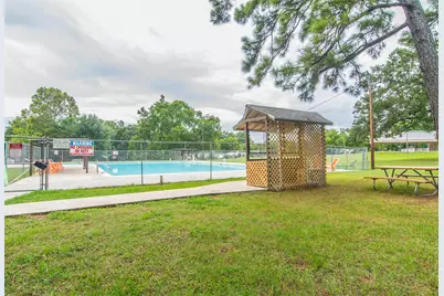 9764 Black Gum, Willis, TX 77318 - Photo 11