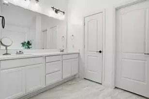 239 Forest Peak Way, Montgomery, TX 77316 - Photo 25
