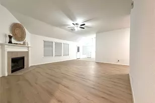 18917 Harbor Side Blvd, Montgomery, TX 77356 - Photo 5