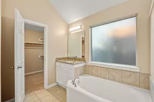 10506 Pleasant Villas Ln, Houston, TX 77075 - Photo 33