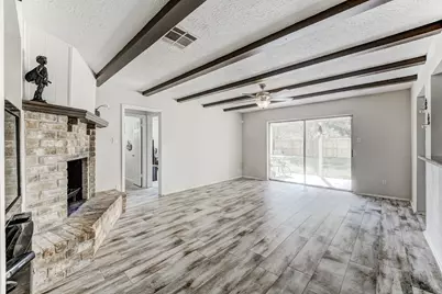 16926 Blackhawk Boulevard, Friendswood, TX 77546 - Photo 9