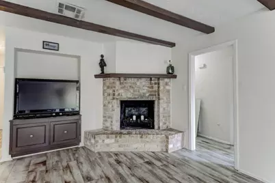 16926 Blackhawk Boulevard, Friendswood, TX 77546 - Photo 11