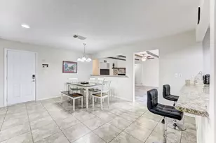 16926 Blackhawk Blvd, Friendswood, TX 77546 - Photo 13