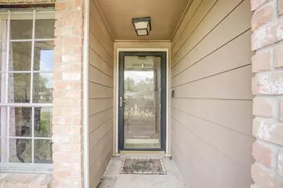 16926 Blackhawk Boulevard, Friendswood, TX 77546 - Photo 5