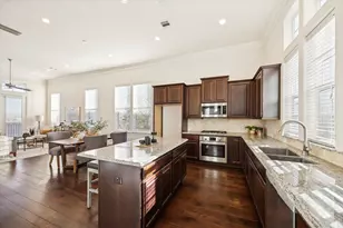 9682 Knight Rd, Houston, TX 77045 - Photo 5