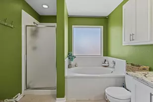 6615 Green Pear Ln, Houston, TX 77049 - Photo 23