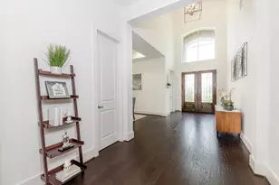 15323 Oyster Creek Ln SE, Sugar Land, TX 77478 - Photo 7