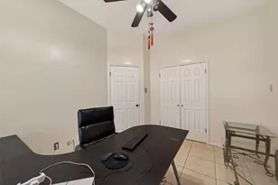 8203 Paddington Pl Dr, Houston, TX 77083 - Photo 19