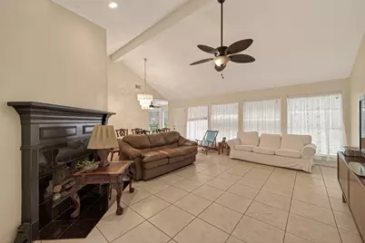 8203 Paddington Place Drive, Houston, TX 77083 - Photo 7