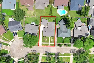 9726 Springmont Dr, Houston, TX 77080 - Photo 3