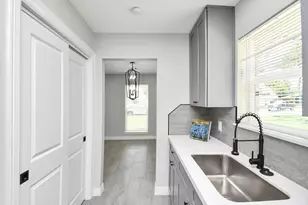 9726 Springmont Dr, Houston, TX 77080 - Photo 17