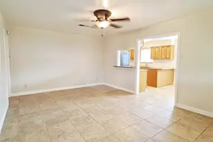 5118 Lymbar Dr, Houston, TX 77096 - Photo 15