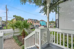 2115 Ave O 1/2, Galveston, TX 77550 - Photo 7